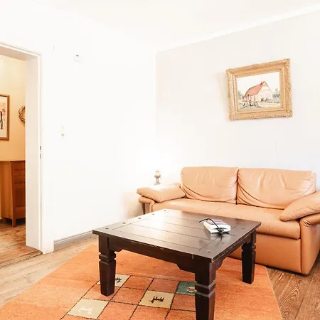 Sommer Linden Deyelsdorf